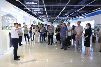 清潔能源點亮鄉村未來 中外媒體聚焦力諾瑞特智能化系統助力鄉村振興